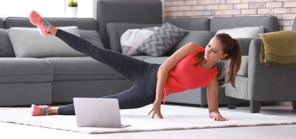 Descubre los mejores ejercicios para hacer en casa sin ir al gimnasio